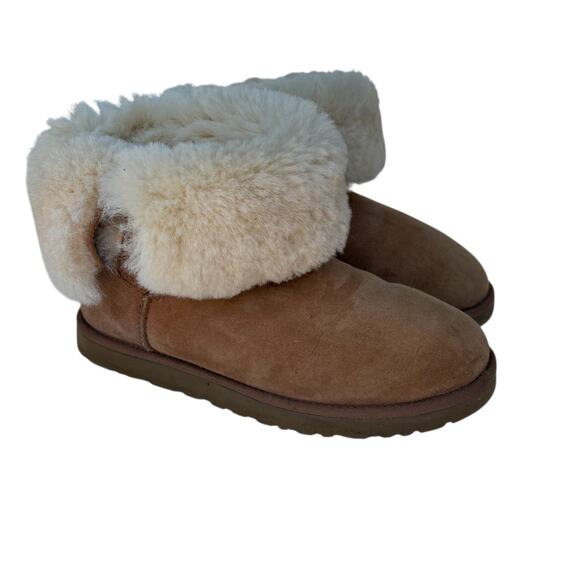 UGG Australia Bailey Button II Shearling Boots Size 9 Chestnut Brown - Picture 10 of 16